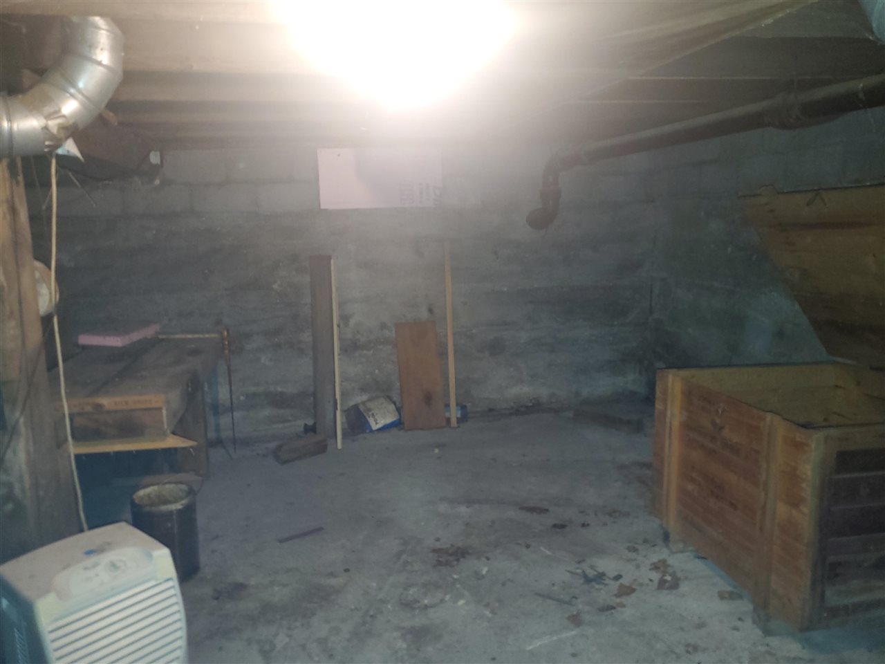 1046 Adams Road Frankfort, MI 49635 - Photo 30 of 53 1887930-29.JPG
