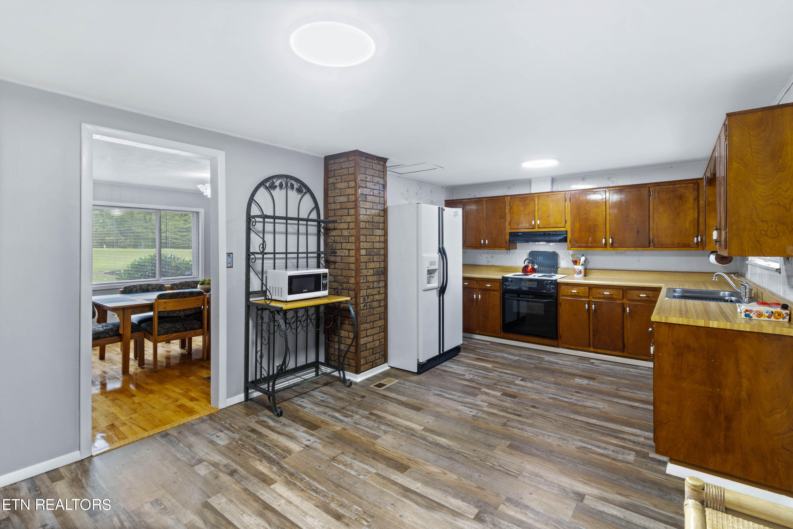 105 Carl Garrett Road Lancing, TN 37770 - Photo 7 of 33 105 Carl Garrett Rd-13