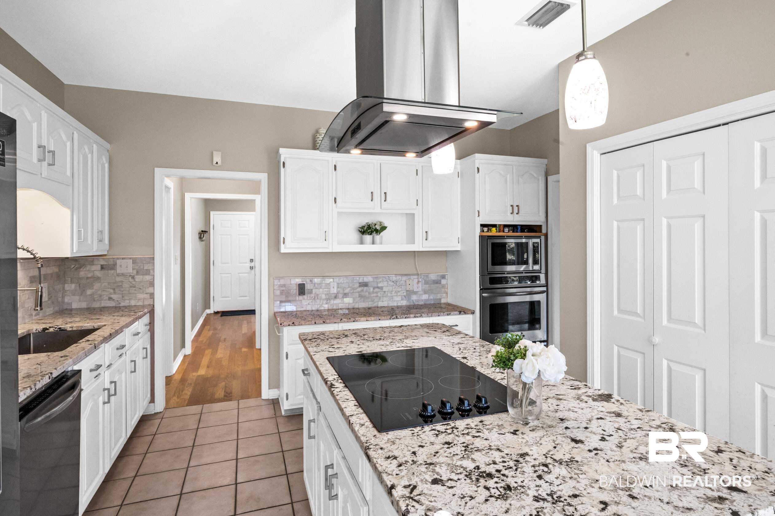 9401 Clubhouse Drive Foley, AL 36535 - Photo 7 of 23