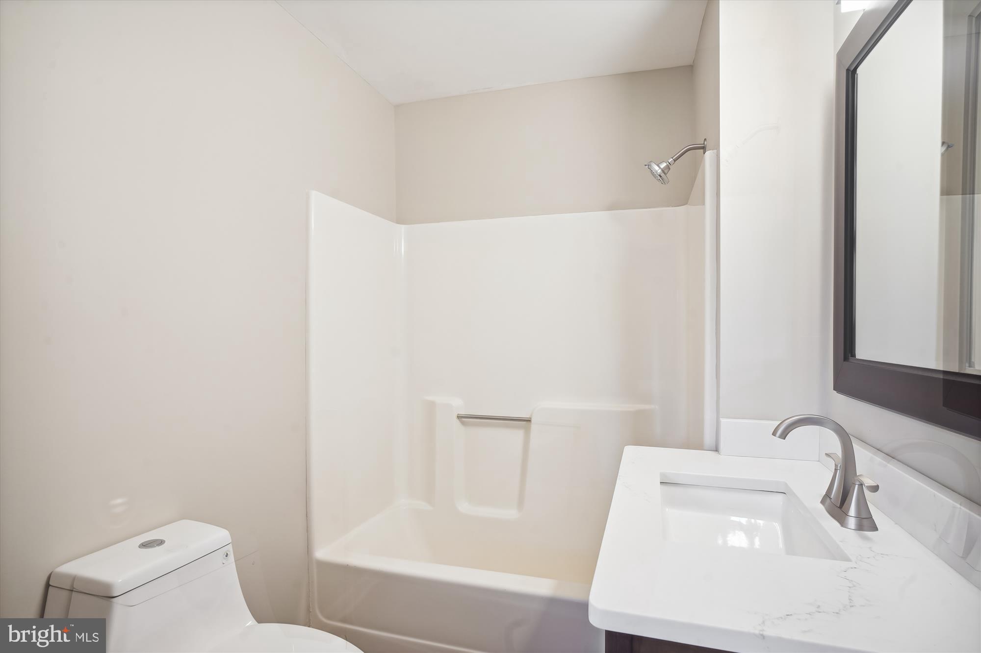 13938 Gossard Mill Road Hagerstown, MD 21740 - Photo 11 of 35 Bath