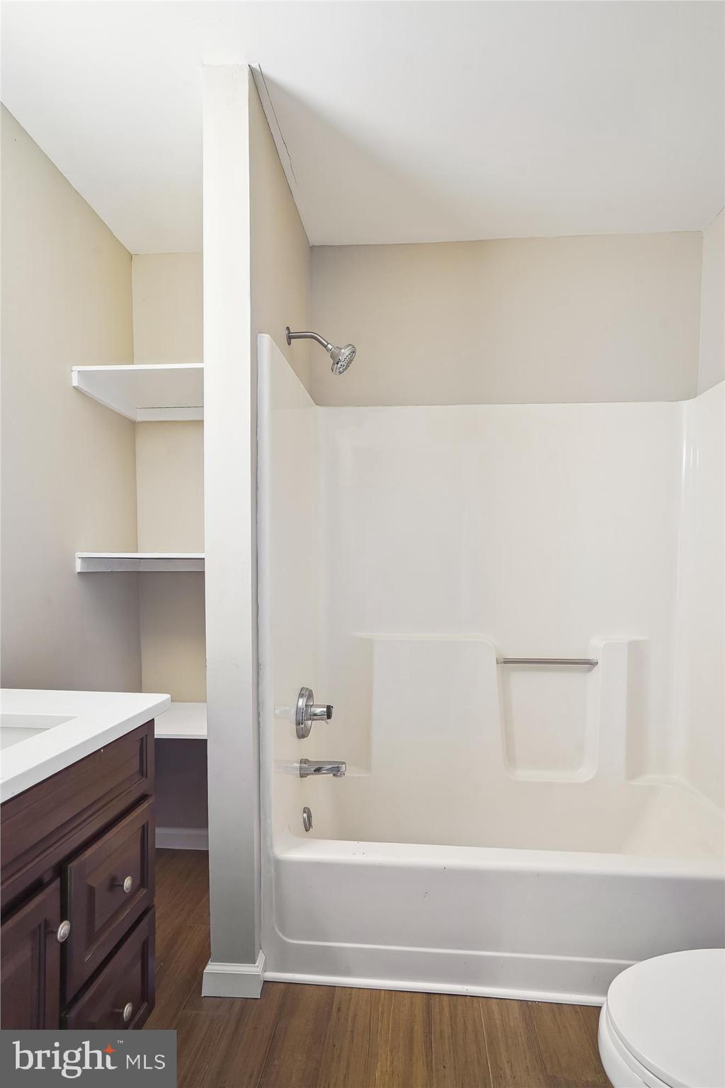 13938 Gossard Mill Road Hagerstown, MD 21740 - Photo 12 of 35 Bath