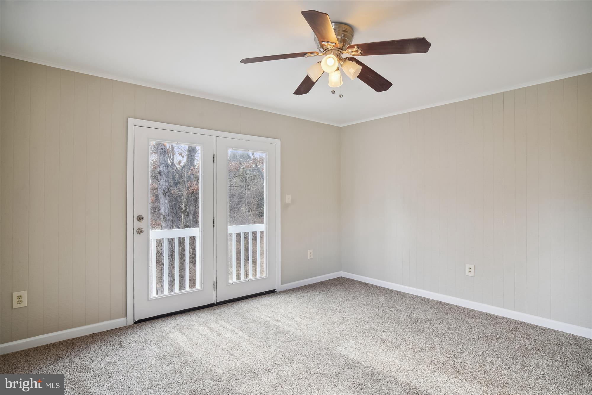 13938 Gossard Mill Road Hagerstown, MD 21740 - Photo 19 of 35 Masters Bedroom