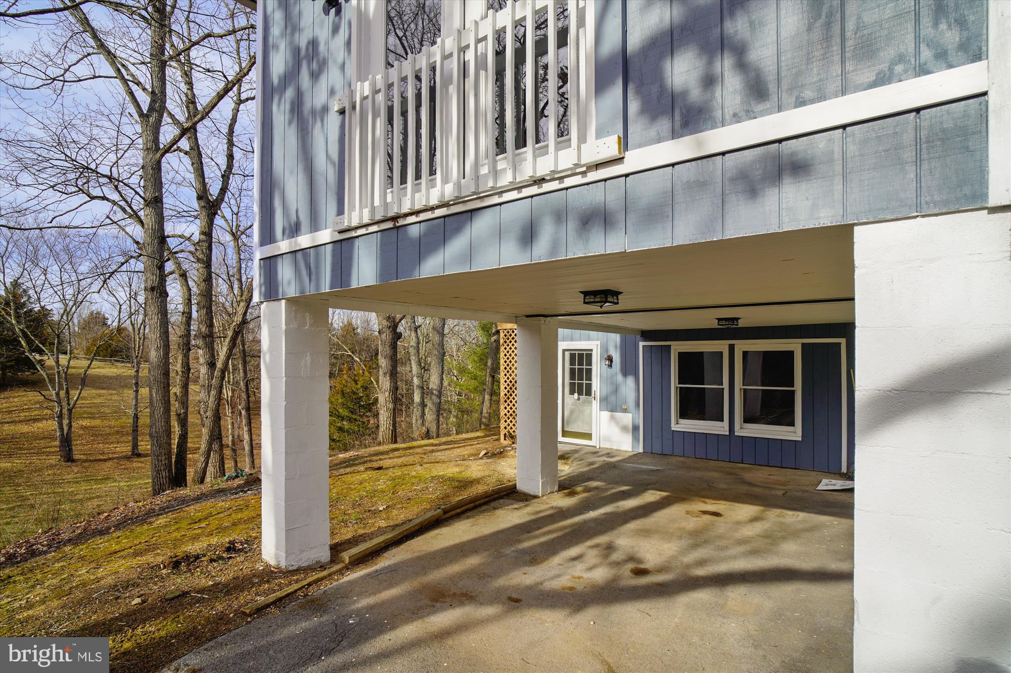 13938 Gossard Mill Road Hagerstown, MD 21740 - Photo 24 of 35 Parking