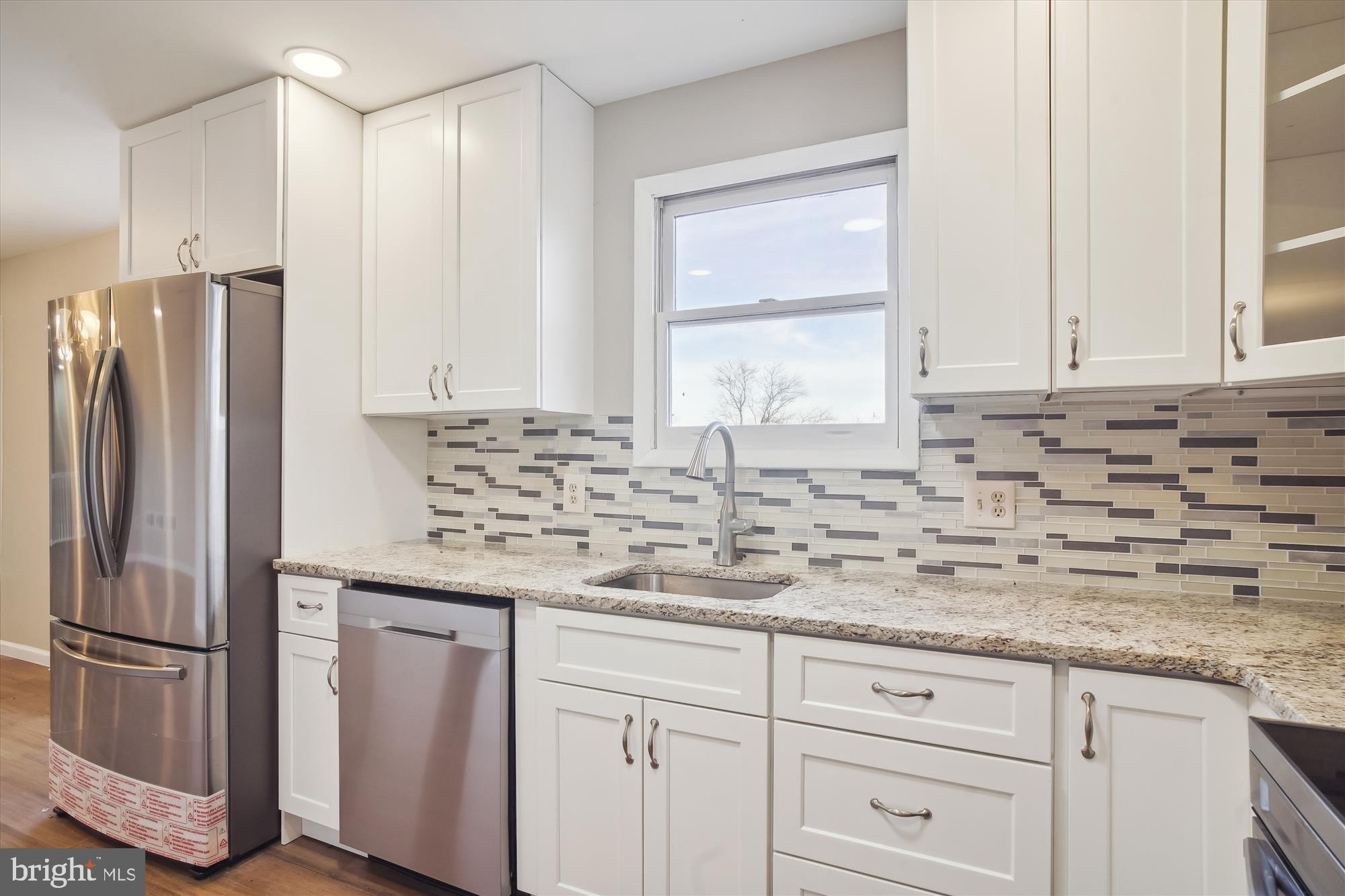 13938 Gossard Mill Road Hagerstown, MD 21740 - Photo 9 of 35 Main Kitchen