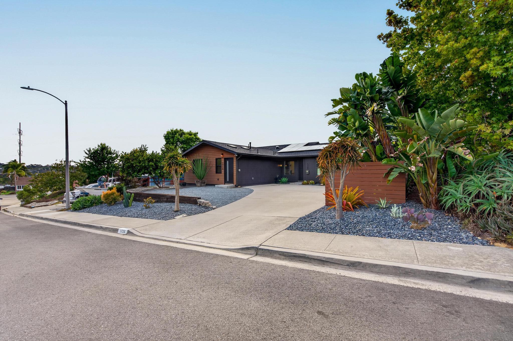 1726 Red Barn Road Encinitas, CA 92024 - Photo 4 of 74