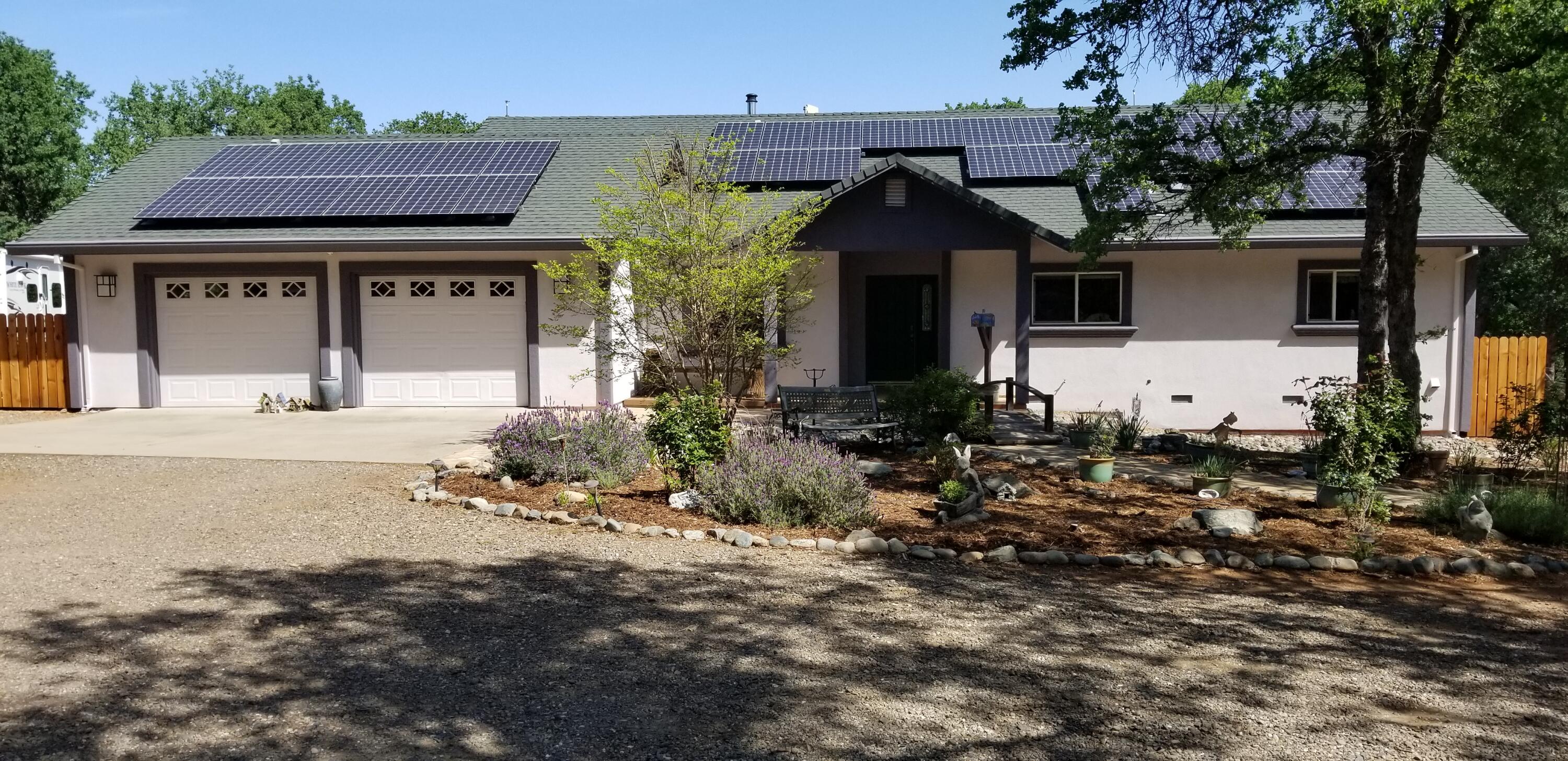 18900 Saddleback Ridge Road Cottonwood, CA 96022 - Photo 1 of 14 Front View