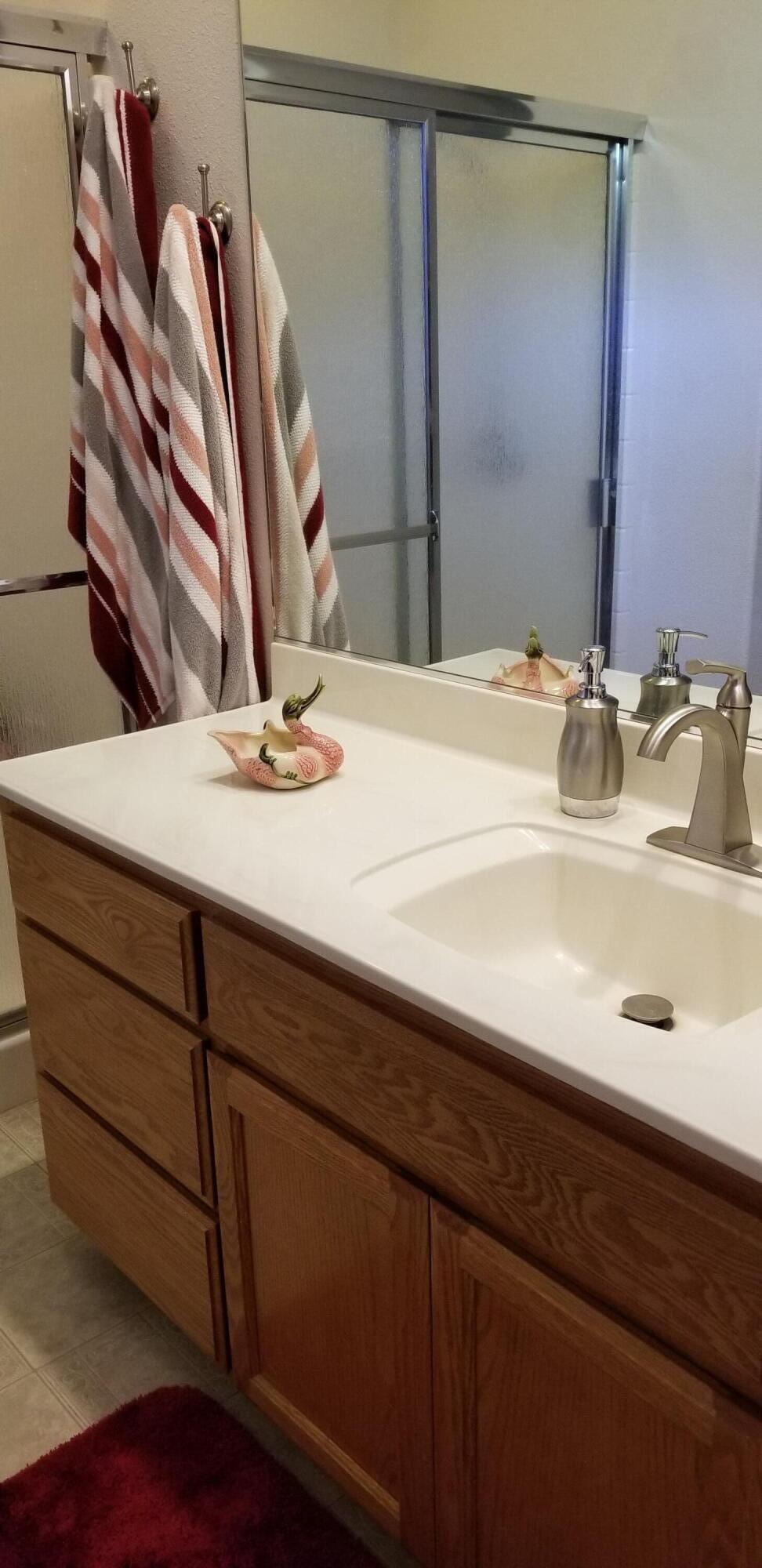 18900 Saddleback Ridge Road Cottonwood, CA 96022 - Photo 7 of 14 Master Bath