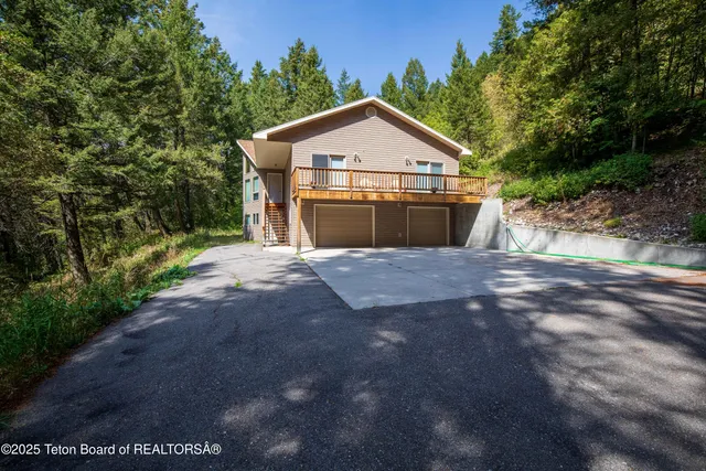 $799,000 | 1207 Vista Drive, Star Valley Ranch, WY 83127