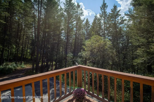 $799,000 | 1207 Vista Drive, Star Valley Ranch, WY 83127