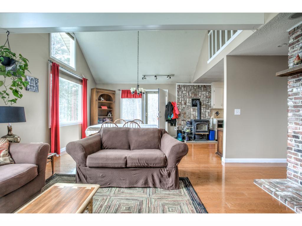 53 Putney Road Bow, NH 03304 - Photo 11 of 36
