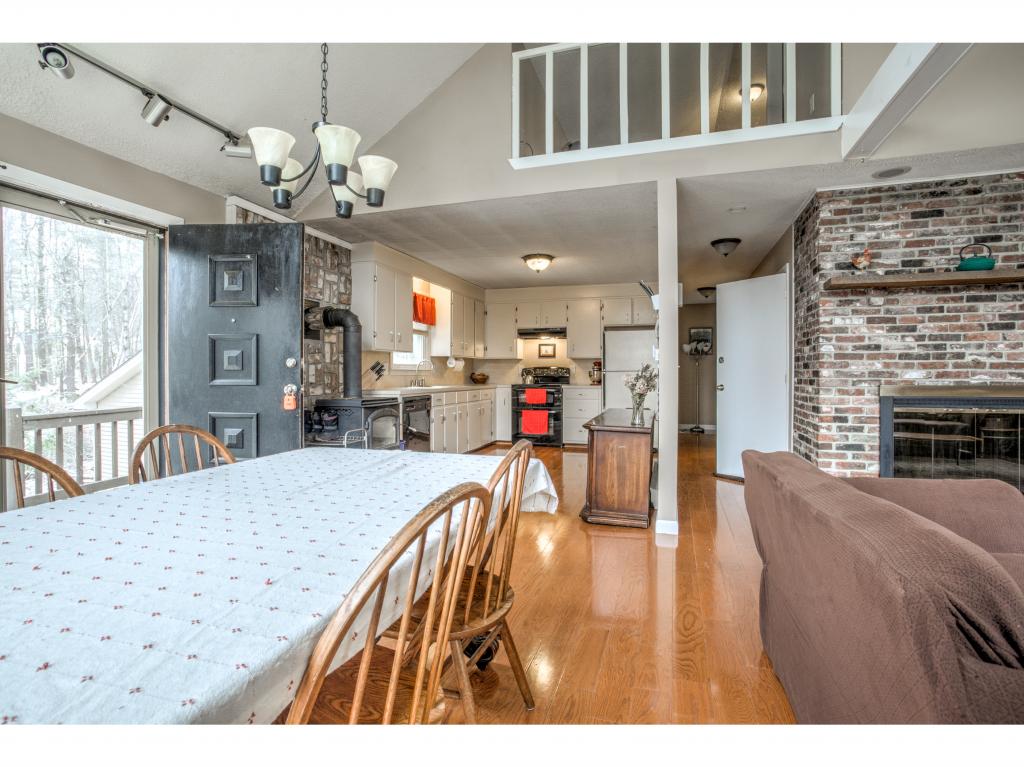 53 Putney Road Bow, NH 03304 - Photo 13 of 36