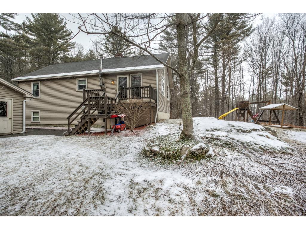 53 Putney Road Bow, NH 03304 - Photo 5 of 36