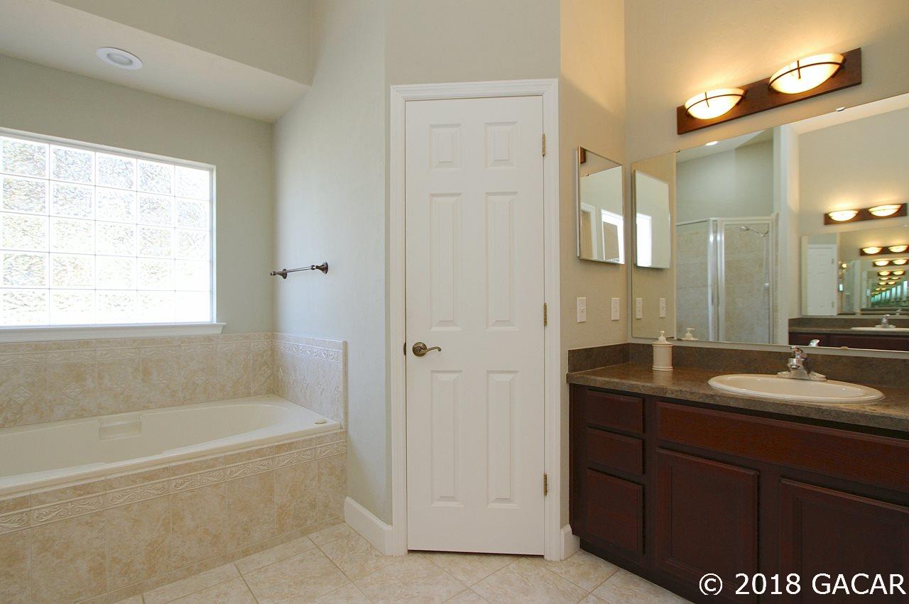 11959 Southwest 3rd Lane Gainesville, FL 32607 - Photo 17 of 24 Gallery Image 17