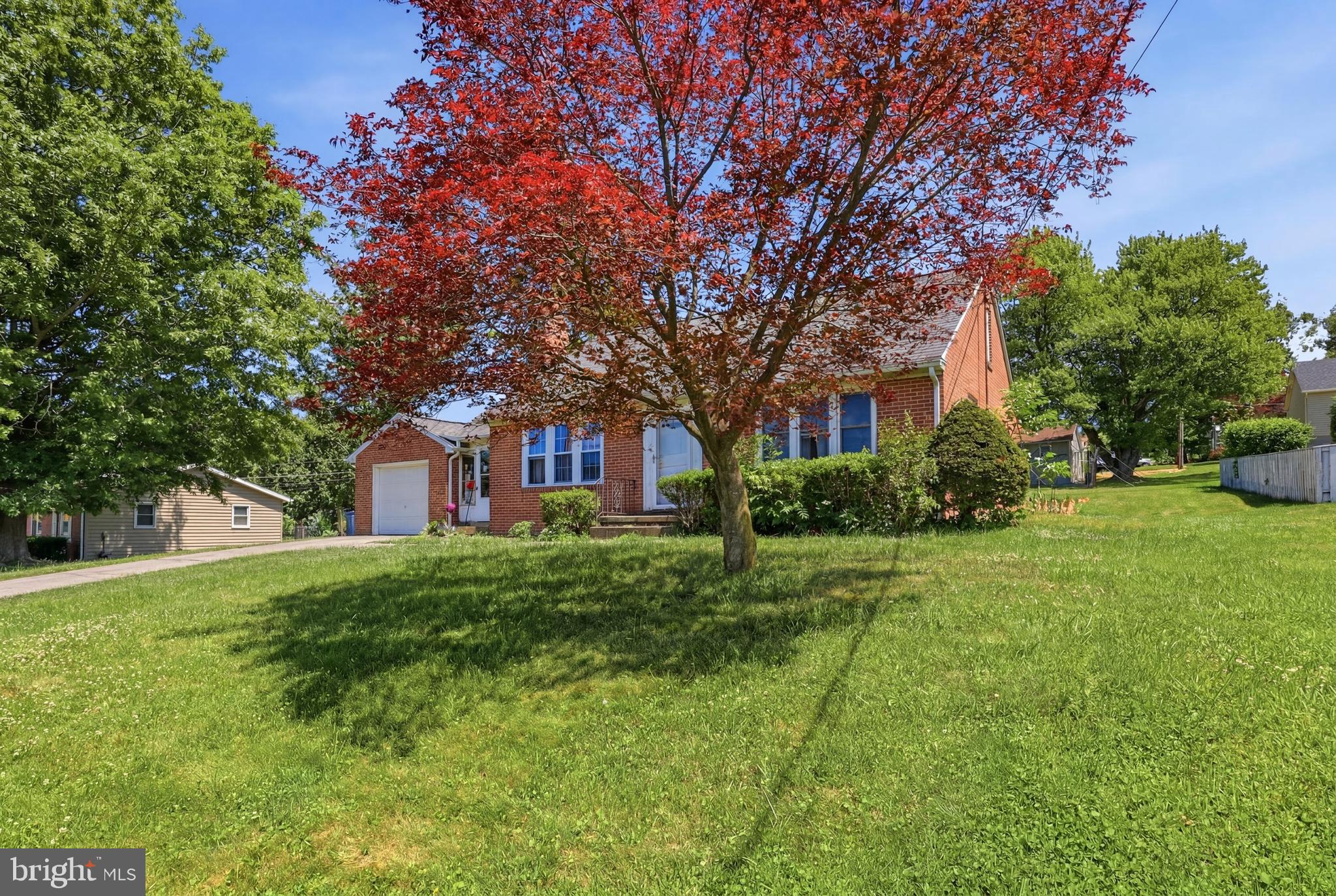 30 Hanover Street Spring Grove, PA 17362 - Photo 3 of 29 Gallery Image 3