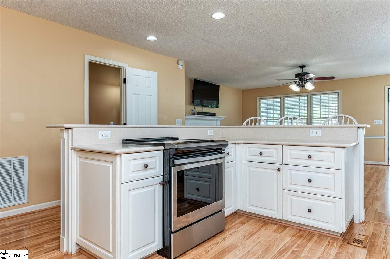 1601 Old Mill Road Easley, SC 29642 - Photo 11 of 30 Gallery Image 11