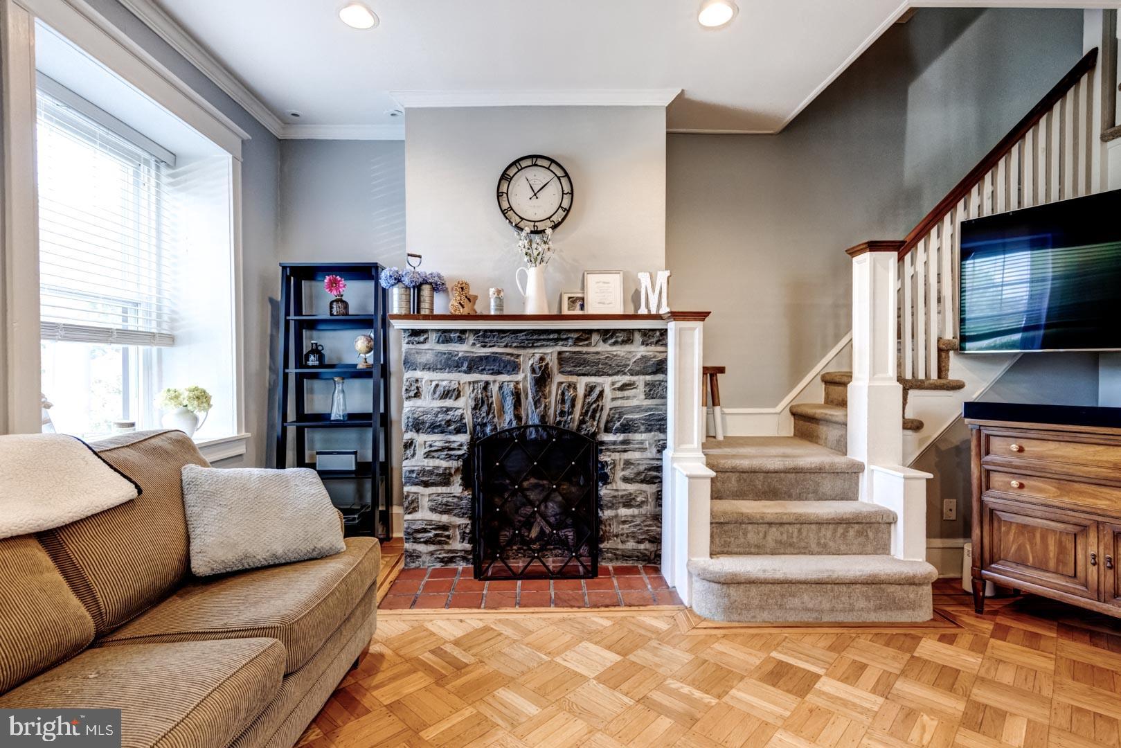 433 Strathmore Road Havertown, PA 19083 - Photo 4 of 21