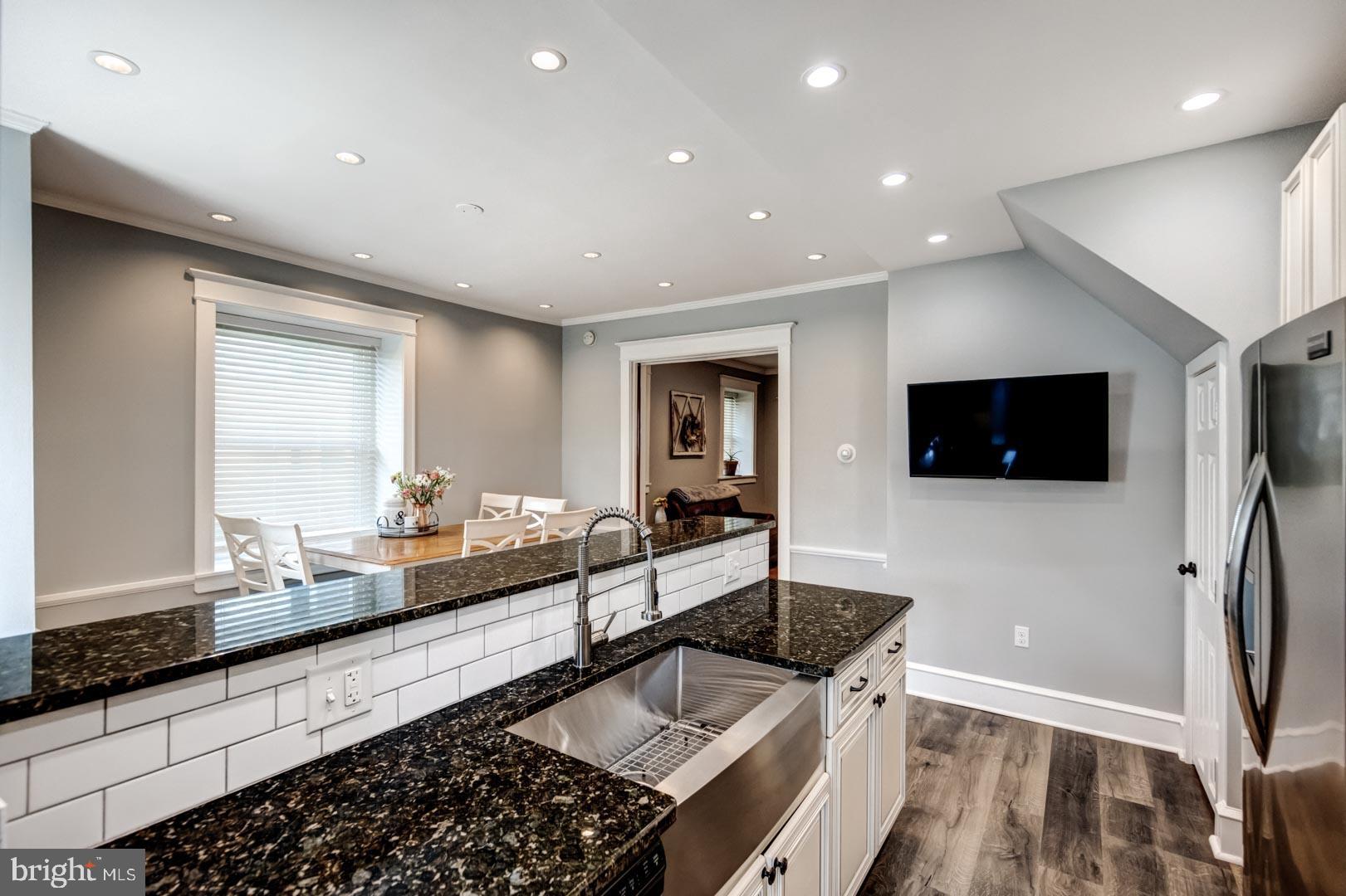 433 Strathmore Road Havertown, PA 19083 - Photo 9 of 21