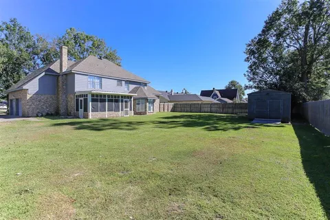 $300,000 | 4512 East Quail Hollow Drive, Lake Charles, LA 70605