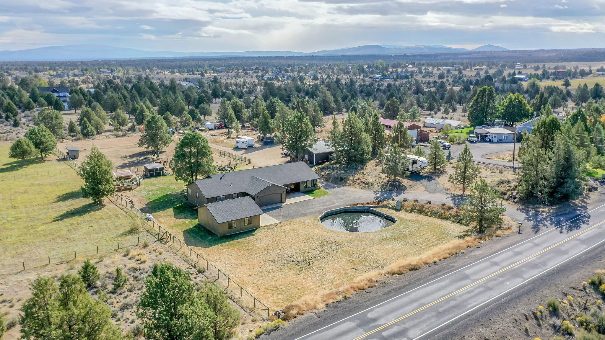 61070 Gosney Road Bend, OR 97702 - Photo 3 of 43 DJI_0168