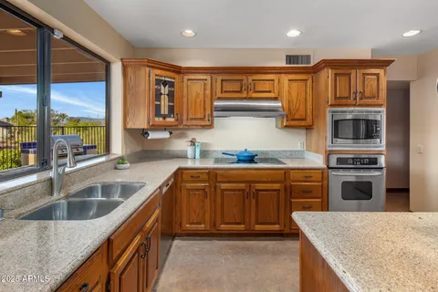 $875,000 | 16844 East Last Trail Drive, Fountain Hills, AZ 85268