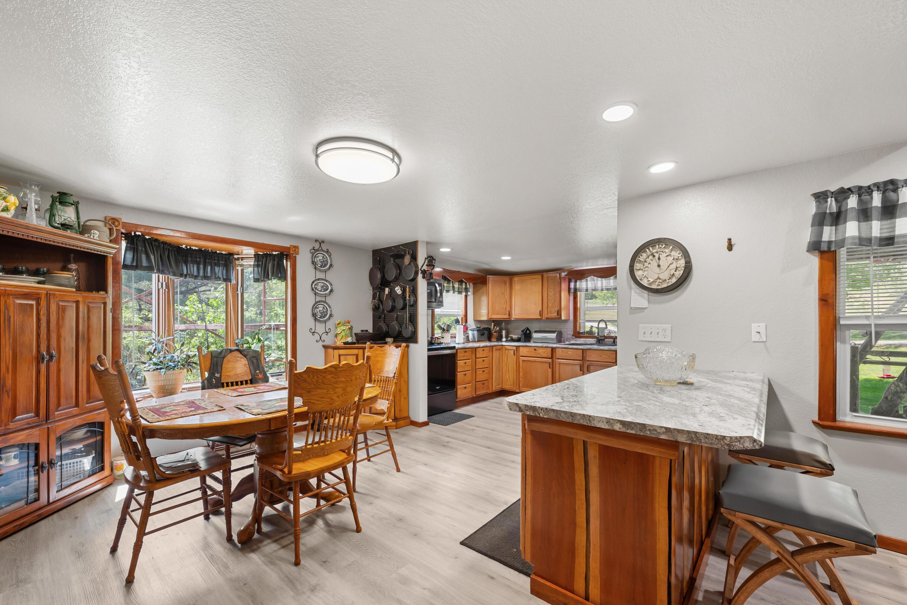462 Hartsook Road Vinton, OH 45686 - Photo 17 of 60 Pic1 l