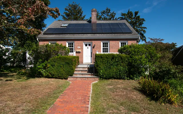 $4,500 | 196 Woodrow Avenue, Fairfield, CT 06890