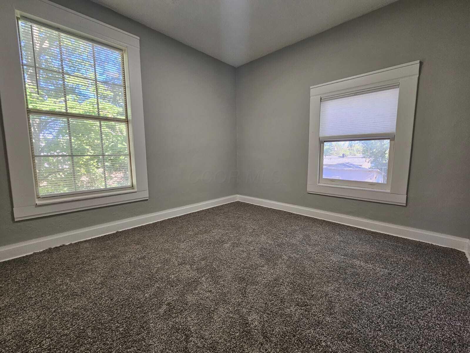 1822 Jackson Road Columbus, OH 43223 - Photo 20 of 28 13