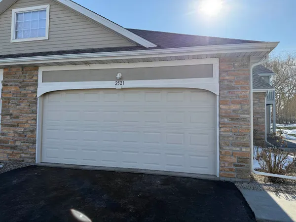 $209,900 | 2521 Edgewood Drive, Beloit, WI 53511