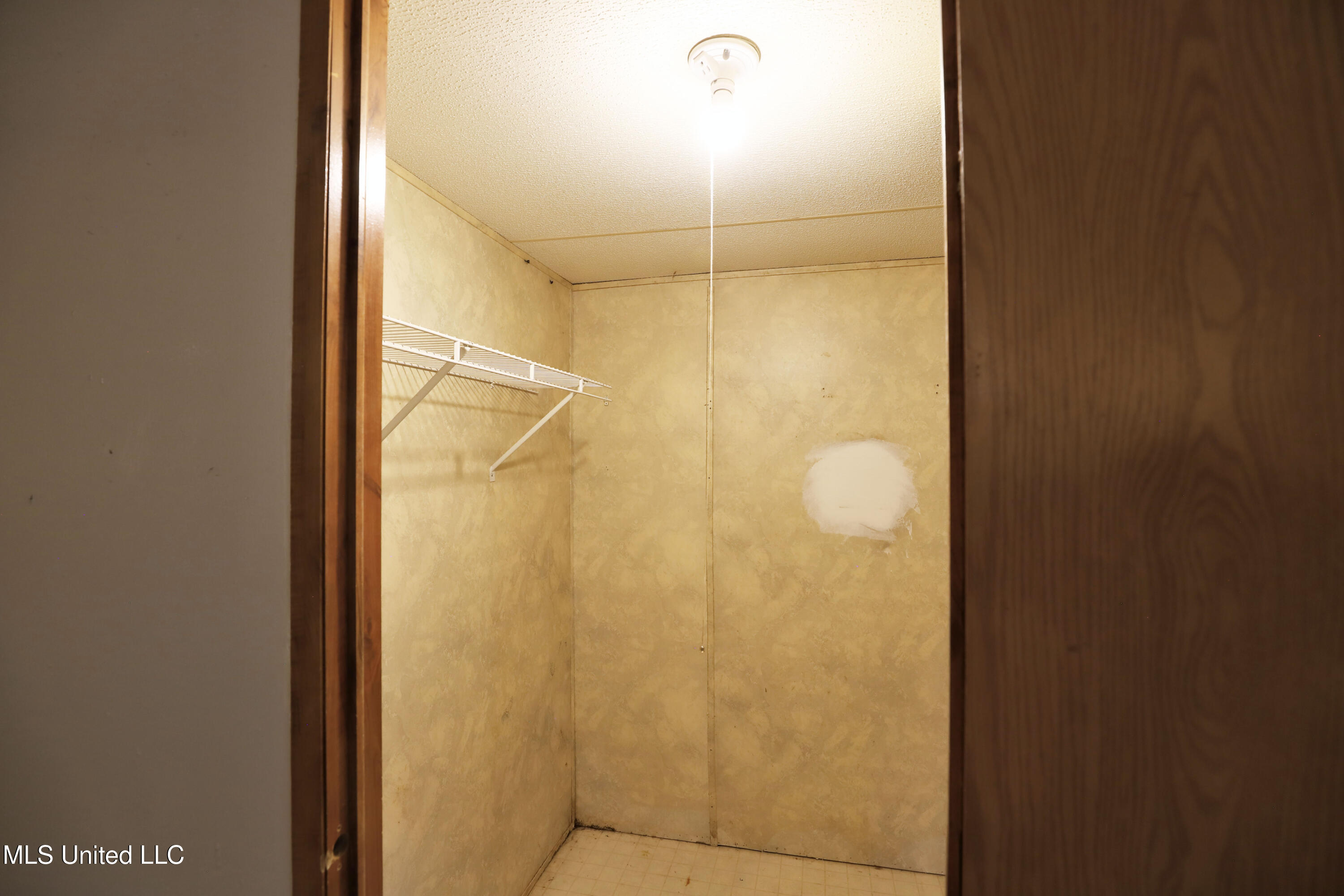 21301 Houston Ladner Road Saucier, MS 39574 - Photo 12 of 31 1 Closet