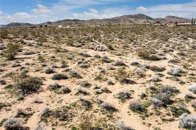 $29,900 | 55875 Desideria Drive, Landers, CA 92285