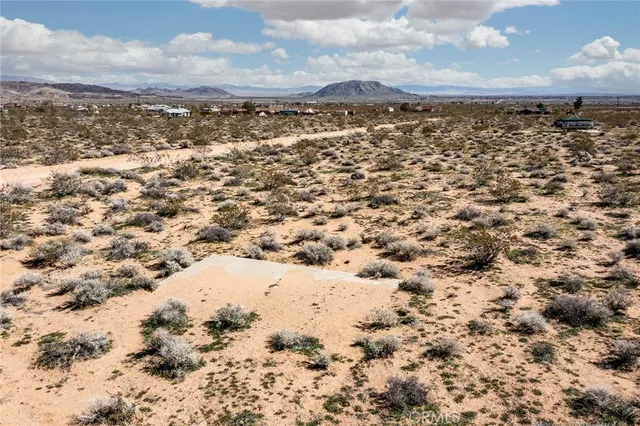 $29,900 | 55875 Desideria Drive, Landers, CA 92285