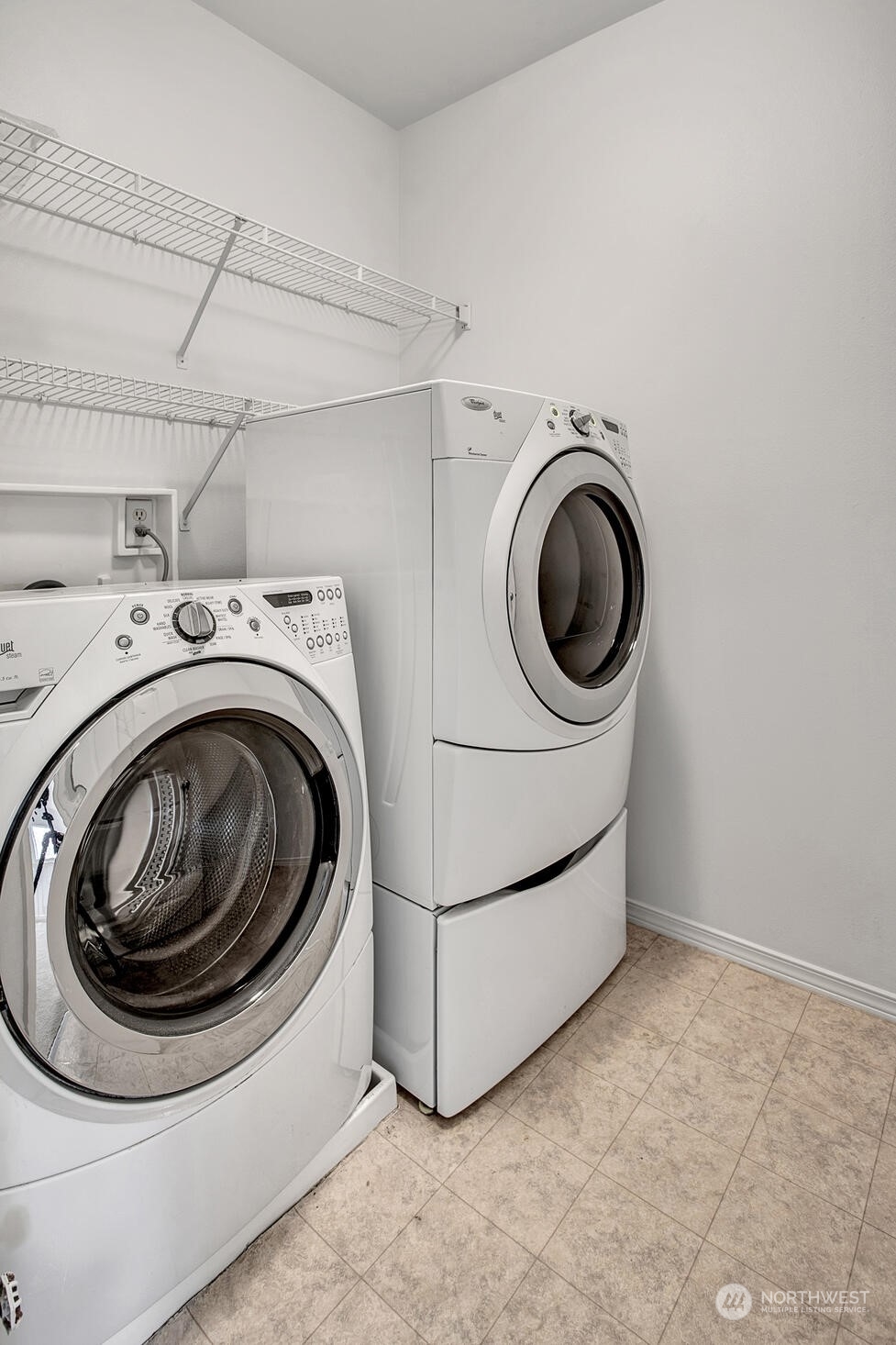 453 Field Place Northeast Renton, WA 98059 - Photo 25 of 36 a utility room with dryer and washer