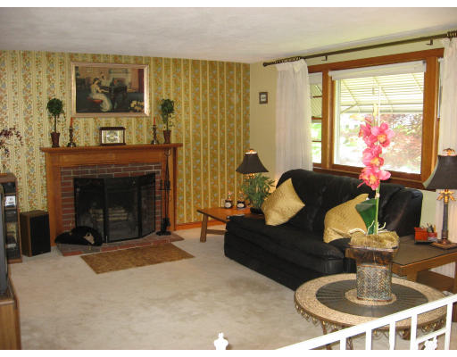 9 Valley Road Stoneham, MA 02180 - Photo 6 of 11 Gallery Image 6