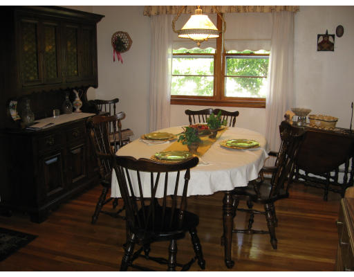 9 Valley Road Stoneham, MA 02180 - Photo 7 of 11 Gallery Image 7