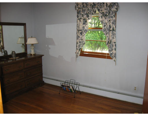 9 Valley Road Stoneham, MA 02180 - Photo 9 of 11 Gallery Image 9