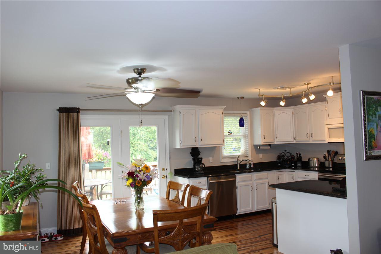476 Mountain Road Boiling Springs, PA 17007 - Photo 7 of 25 Gallery Image 7