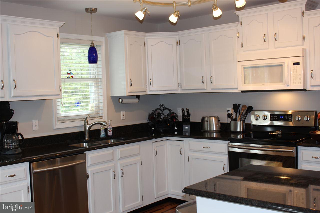 476 Mountain Road Boiling Springs, PA 17007 - Photo 8 of 25 Gallery Image 8