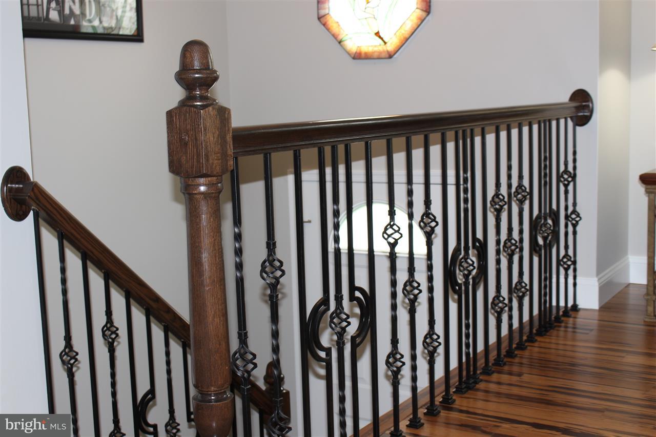 476 Mountain Road Boiling Springs, PA 17007 - Photo 9 of 25 Gallery Image 9