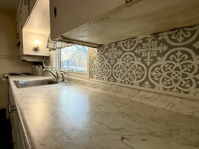 $136,500 | 102 Garfield Street, Calais, ME 04619