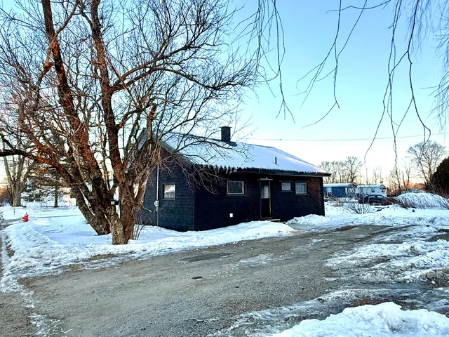$136,500 | 102 Garfield Street, Calais, ME 04619