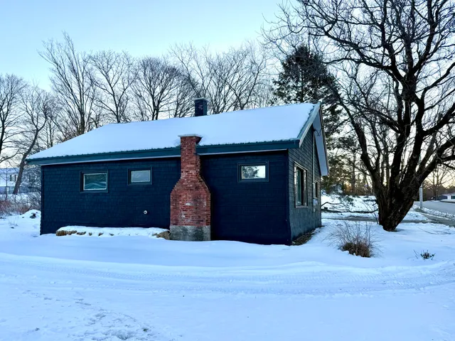 $136,500 | 102 Garfield Street, Calais, ME 04619