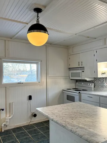 $136,500 | 102 Garfield Street, Calais, ME 04619