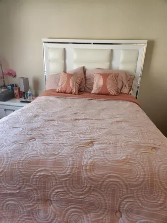 $1,050 | 0 United Street, West Palm Beach, FL 33411