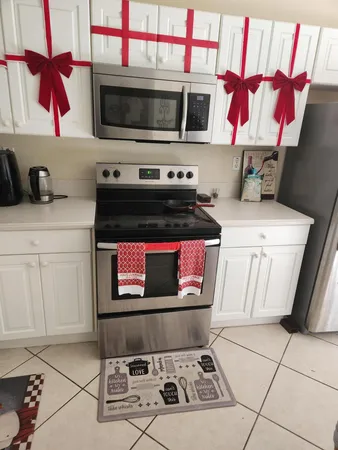 $1,050 | 0 United Street, West Palm Beach, FL 33411