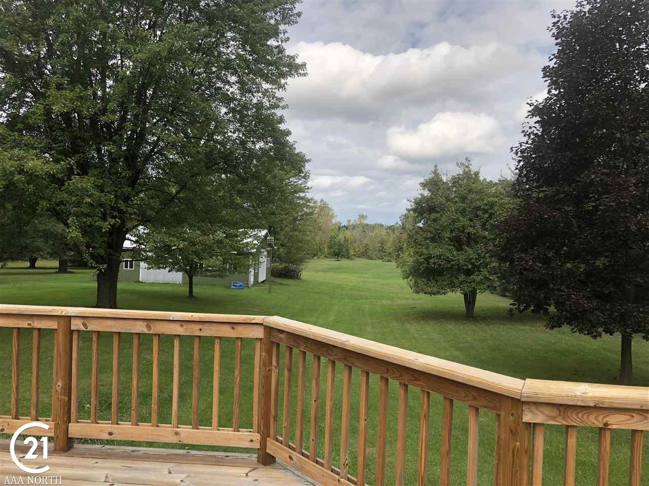 6447 Hough Road Almont, MI 48003 - Photo 37 of 51 31362437-36.JPG