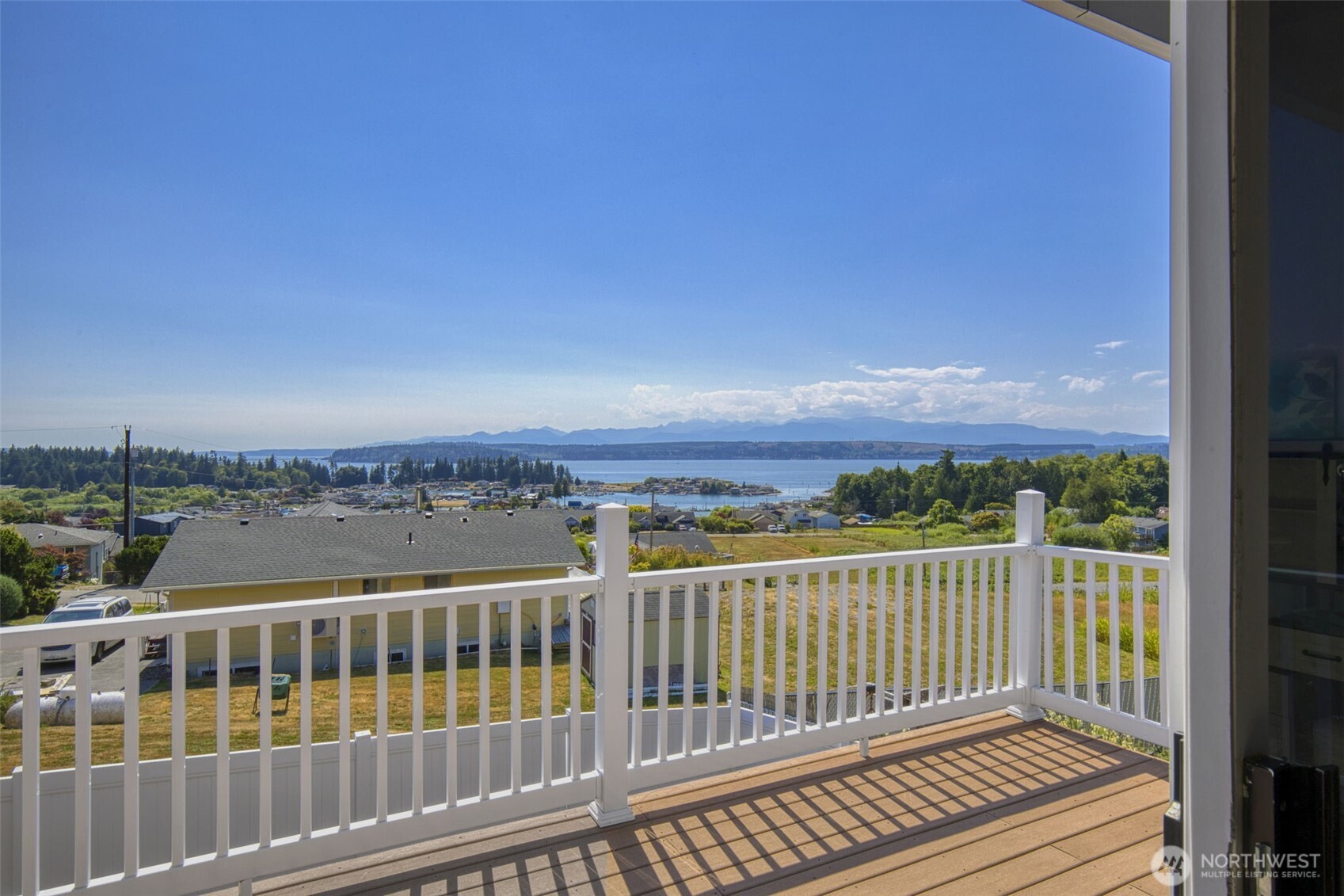 38292 Northeast Doe Road Hansville, WA 98340 - Photo 27 of 40 a view of a city street from a balcony