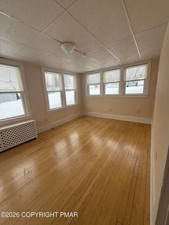 $1,925 | 1148 West Main Street, Unit 201, Stroudsburg, PA 18360