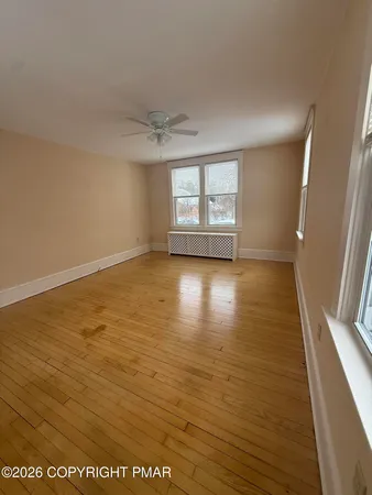 $1,925 | 1148 West Main Street, Unit 201, Stroudsburg, PA 18360