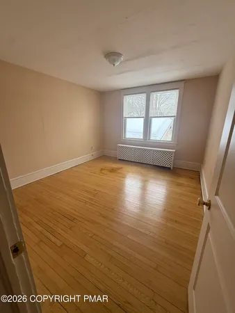 $1,925 | 1148 West Main Street, Unit 201, Stroudsburg, PA 18360