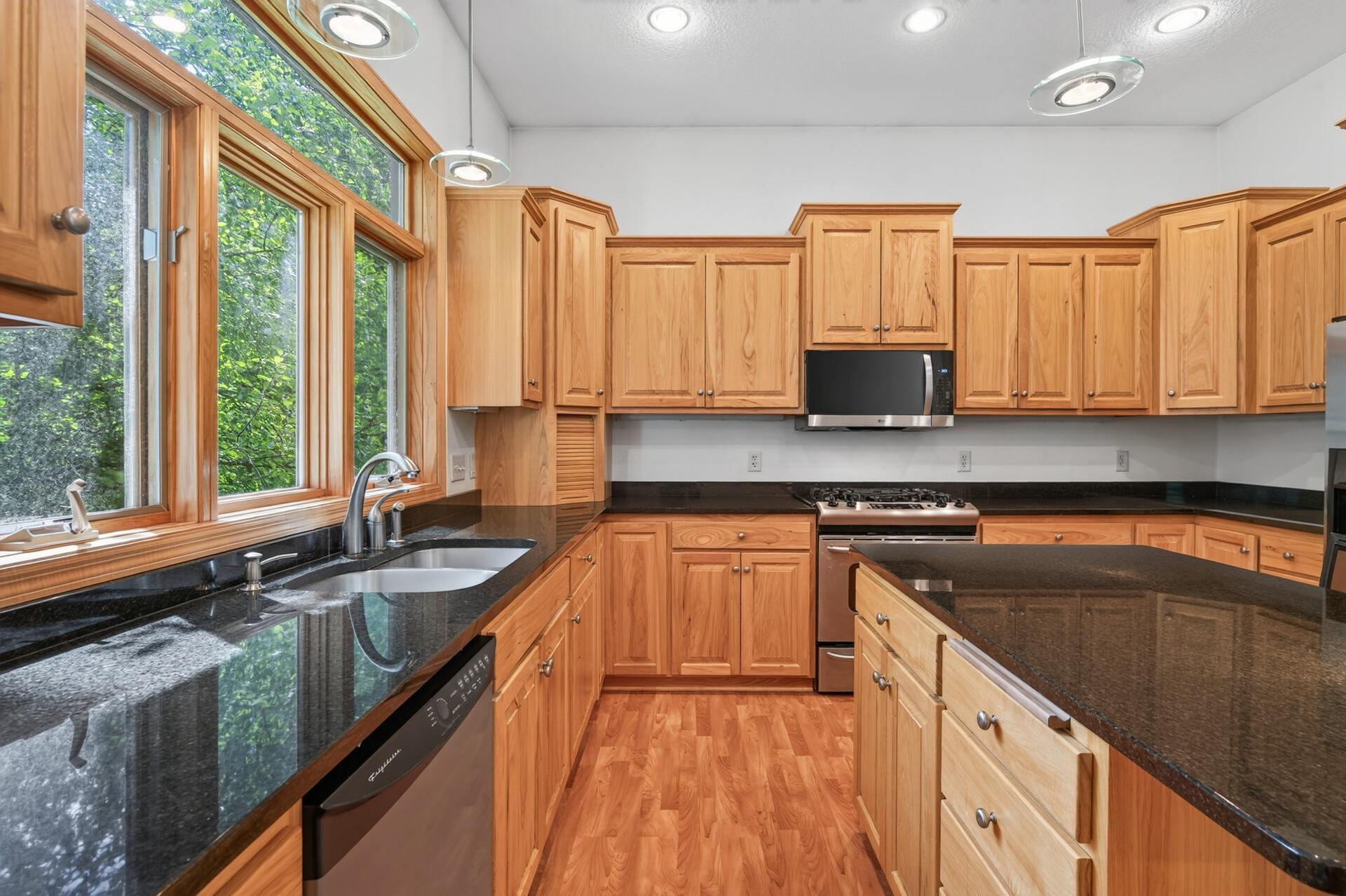 633 Burlington Road St. Paul, MN 55119 - Photo 16 of 70